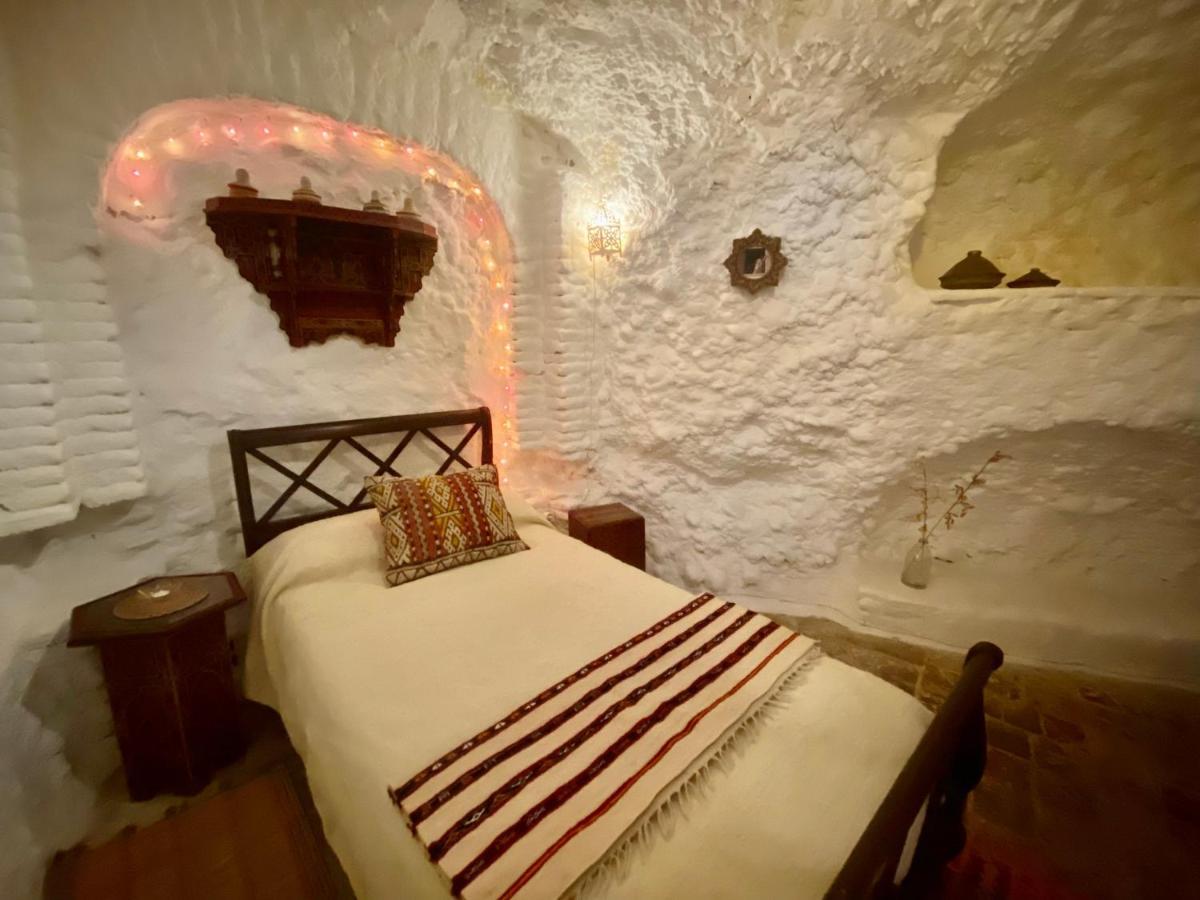 Apartmán Cueva Con Vistas A La Alhambra Granada Exteriér fotografie