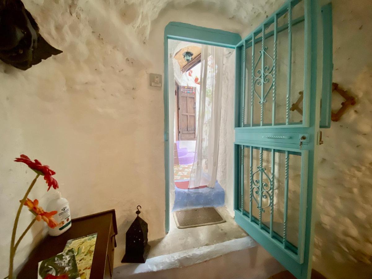 Apartmán Cueva Con Vistas A La Alhambra Granada Exteriér fotografie